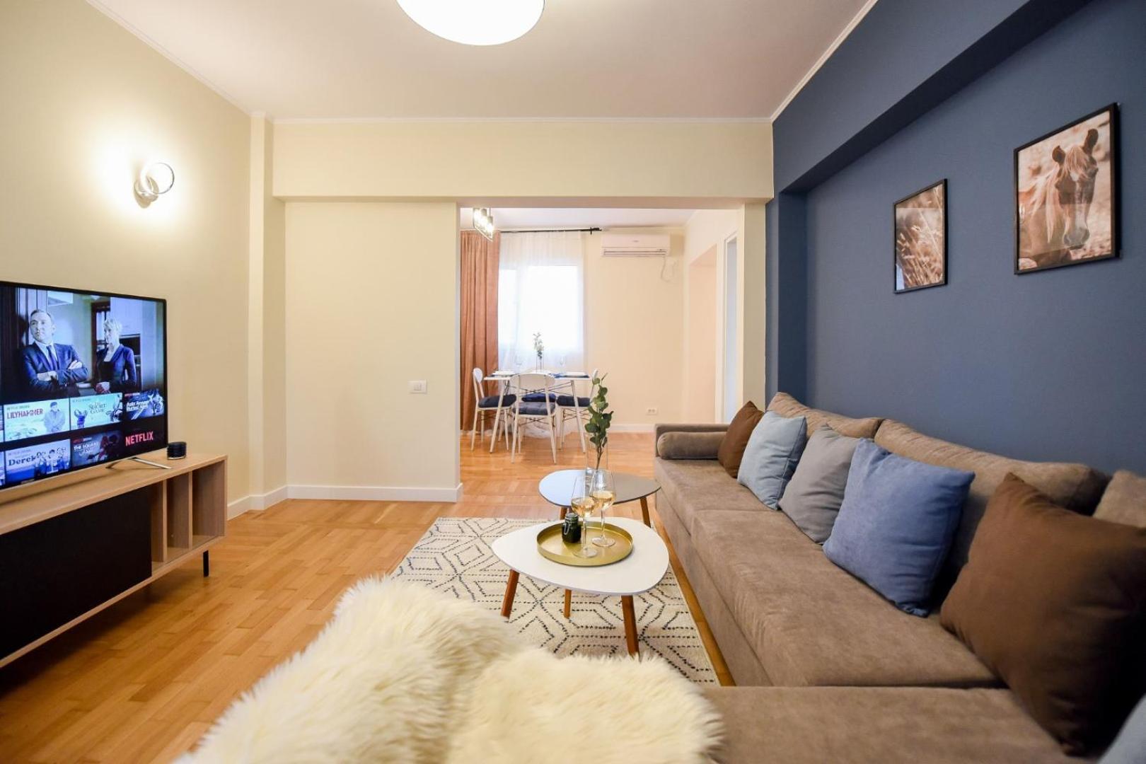 City Living At Its Best - Spacious 2 Bedroom Apartment On Calea Victoriei 布加勒斯特 外观 照片
