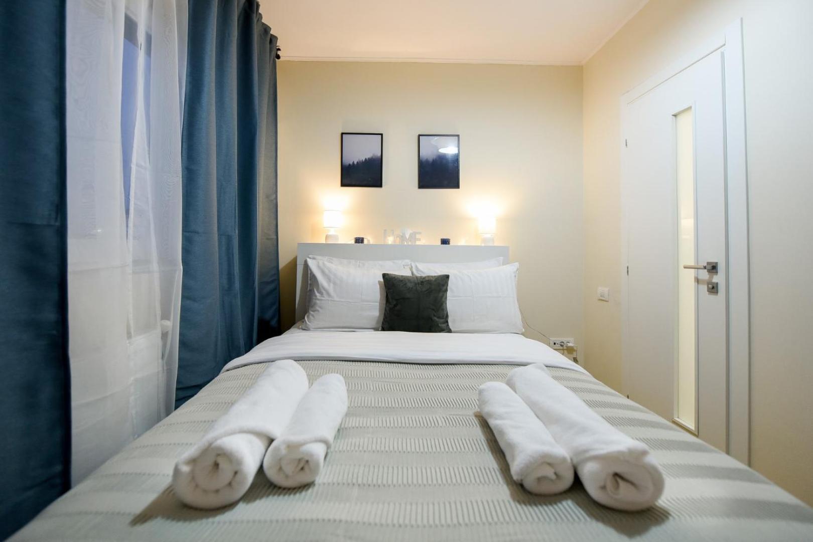 City Living At Its Best - Spacious 2 Bedroom Apartment On Calea Victoriei 布加勒斯特 外观 照片