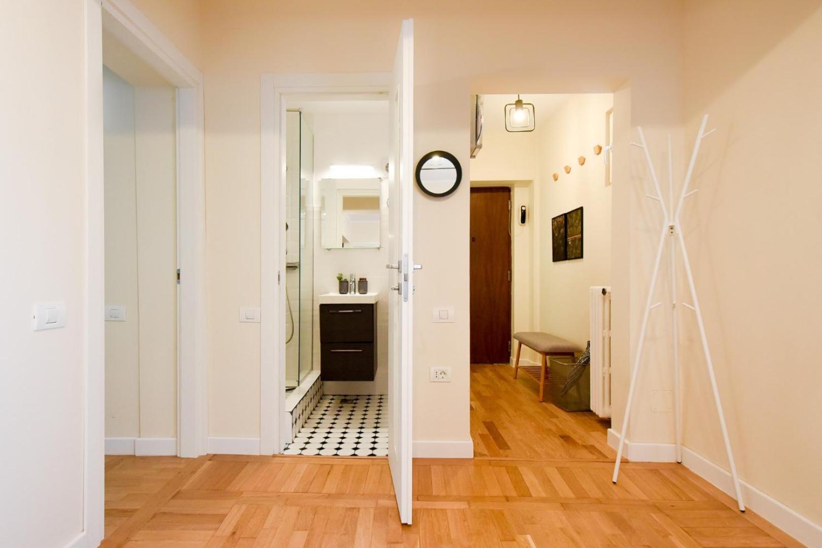 City Living At Its Best - Spacious 2 Bedroom Apartment On Calea Victoriei 布加勒斯特 外观 照片