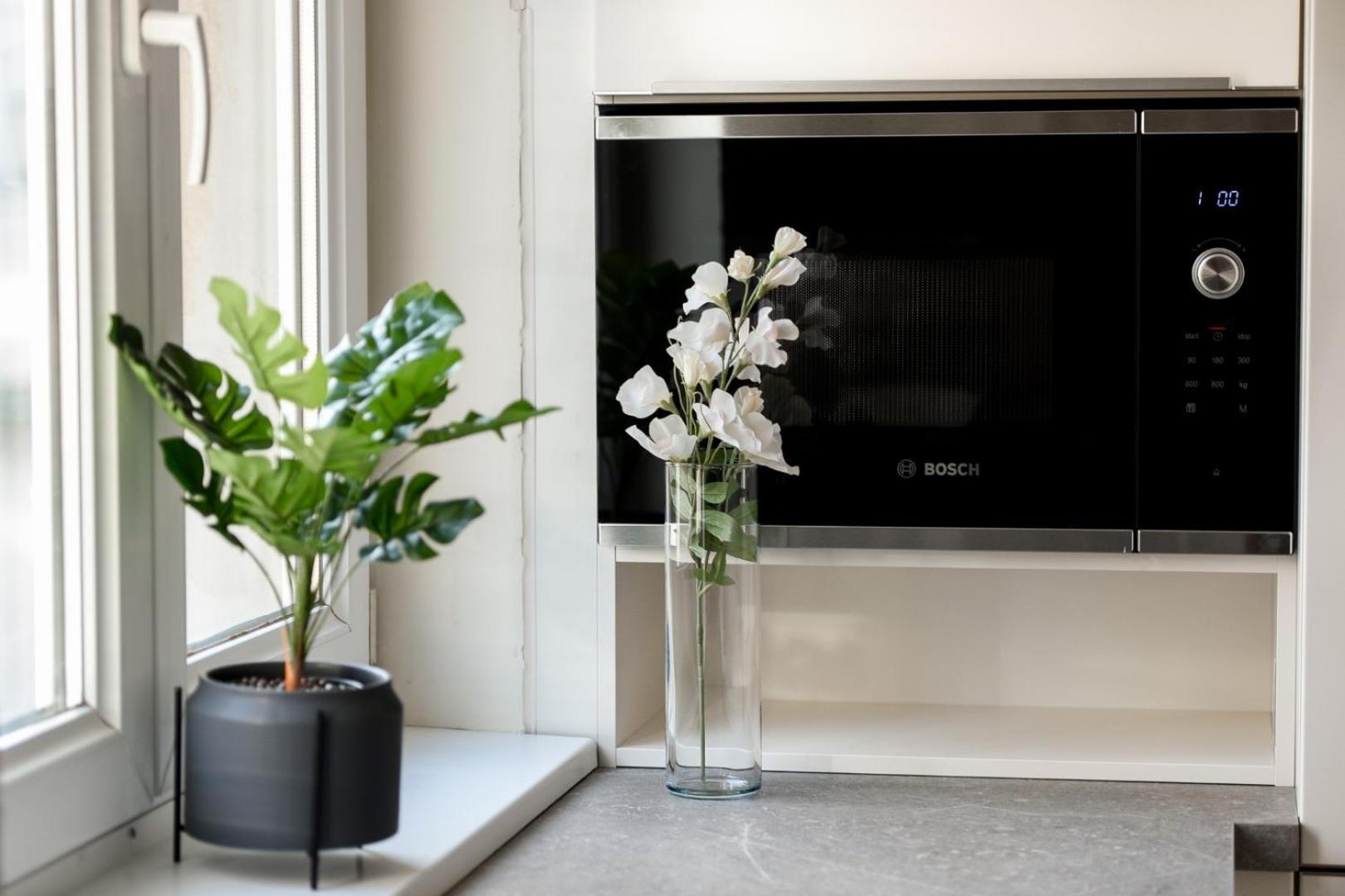 City Living At Its Best - Spacious 2 Bedroom Apartment On Calea Victoriei 布加勒斯特 外观 照片